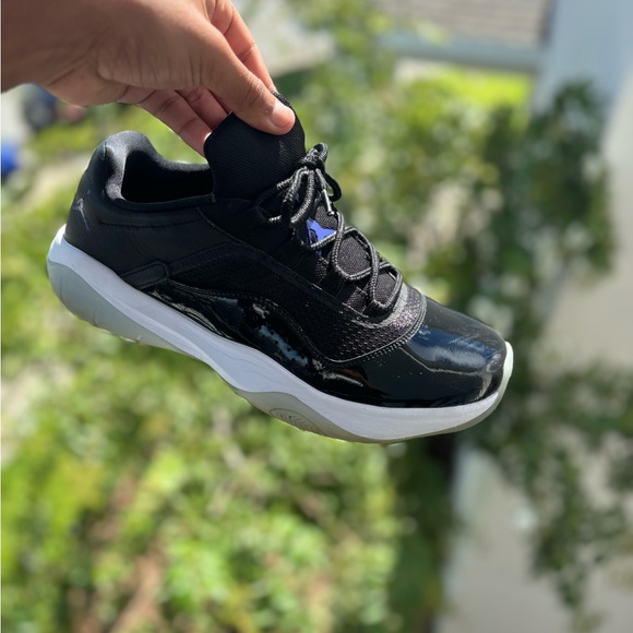 2022 Air Jordan 11 CMFT Low “Space Jam” - Picture 9 of 14